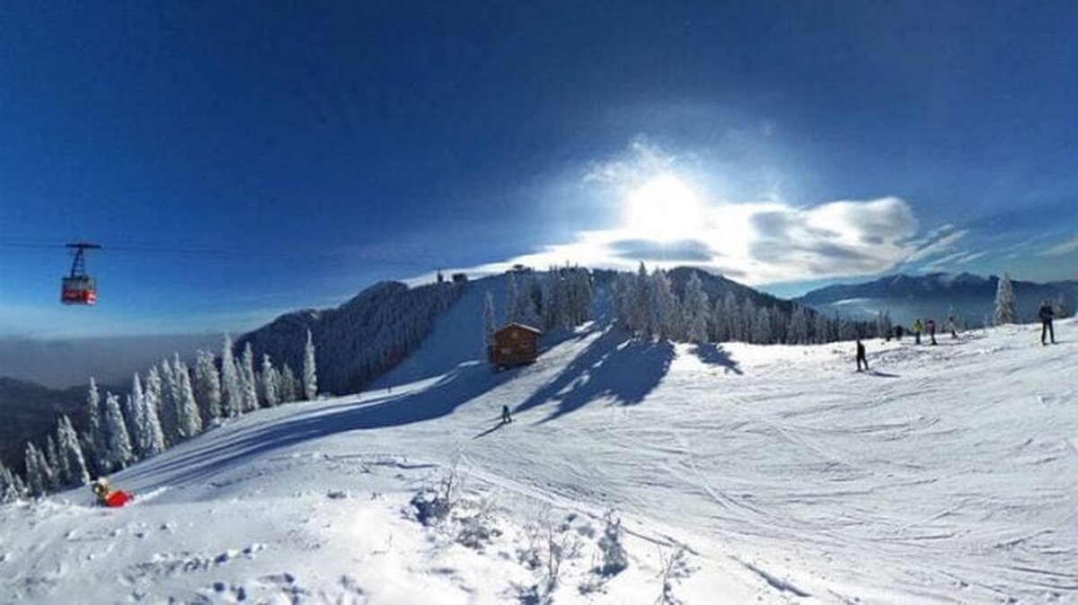 schi Postavaru Poiana Brasov 678x381 1