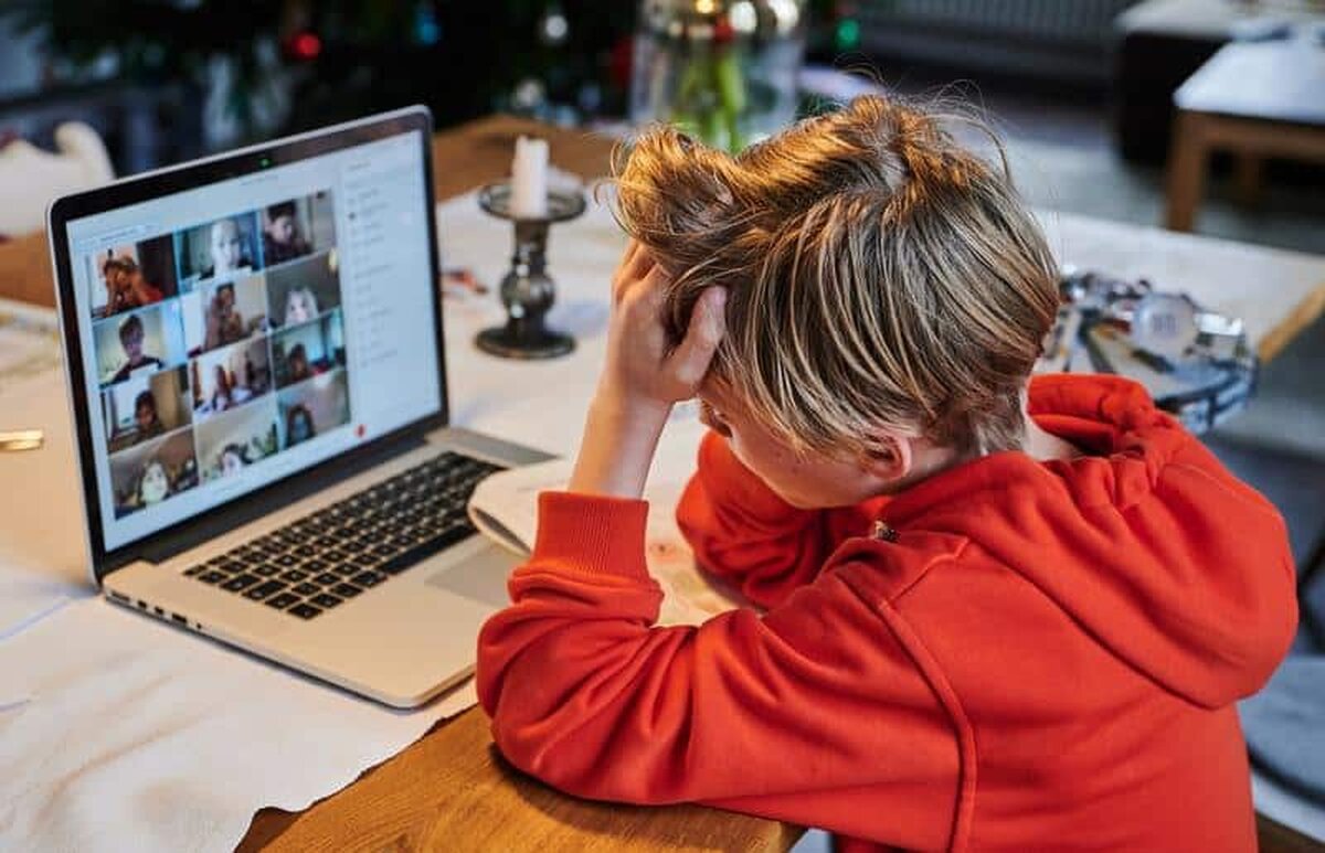 România, nepregătită pentru școala online