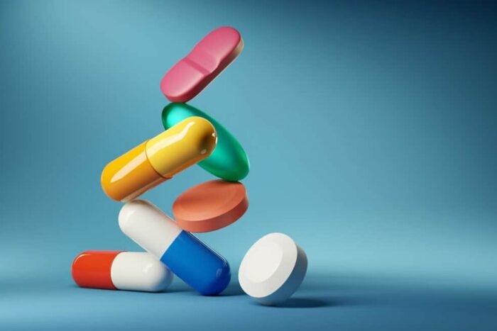 Vitamine și minerale esențiale pentru sănătatea sistemului osos shutterstock 1467369743