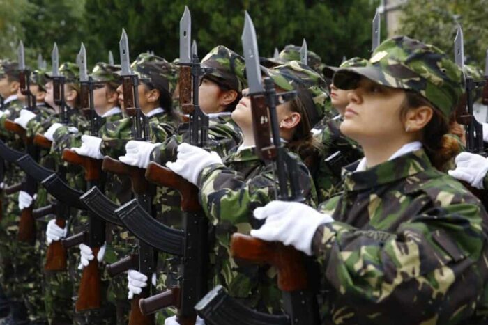 soldati armata romana 1170x658 1