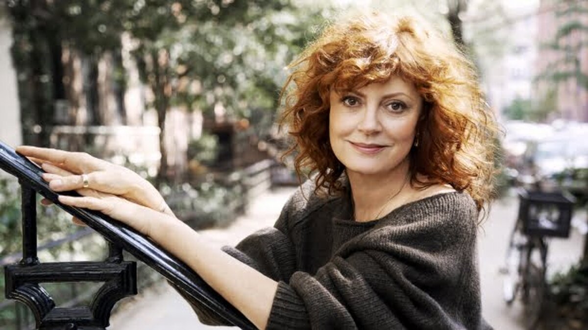 Actrița Susan Sarandon s-a retras de la un eveniment de susținere a lui Bernie Sanders după ce a suferit o căzătură