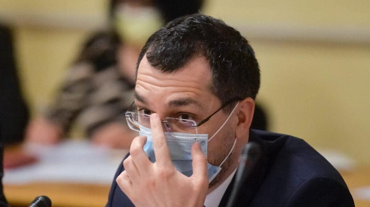 Vlad Voiculescu doreşte să contribuie la a schimba lucrurile în domeniul sanitar