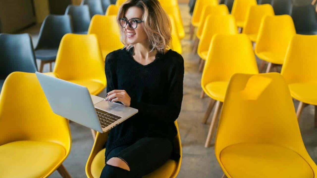 Nimeni nu-i perfect, dar tu ești aproape! Iată de ce să urmezi cursuri de dezvoltare personală cursuri dezvoltare personala
