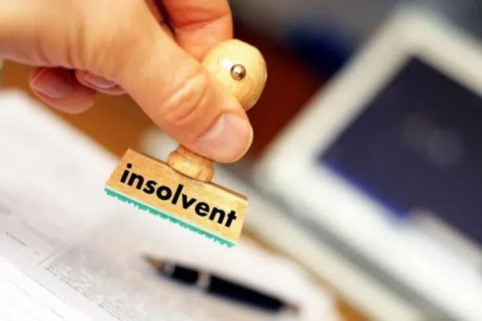 insolventa
