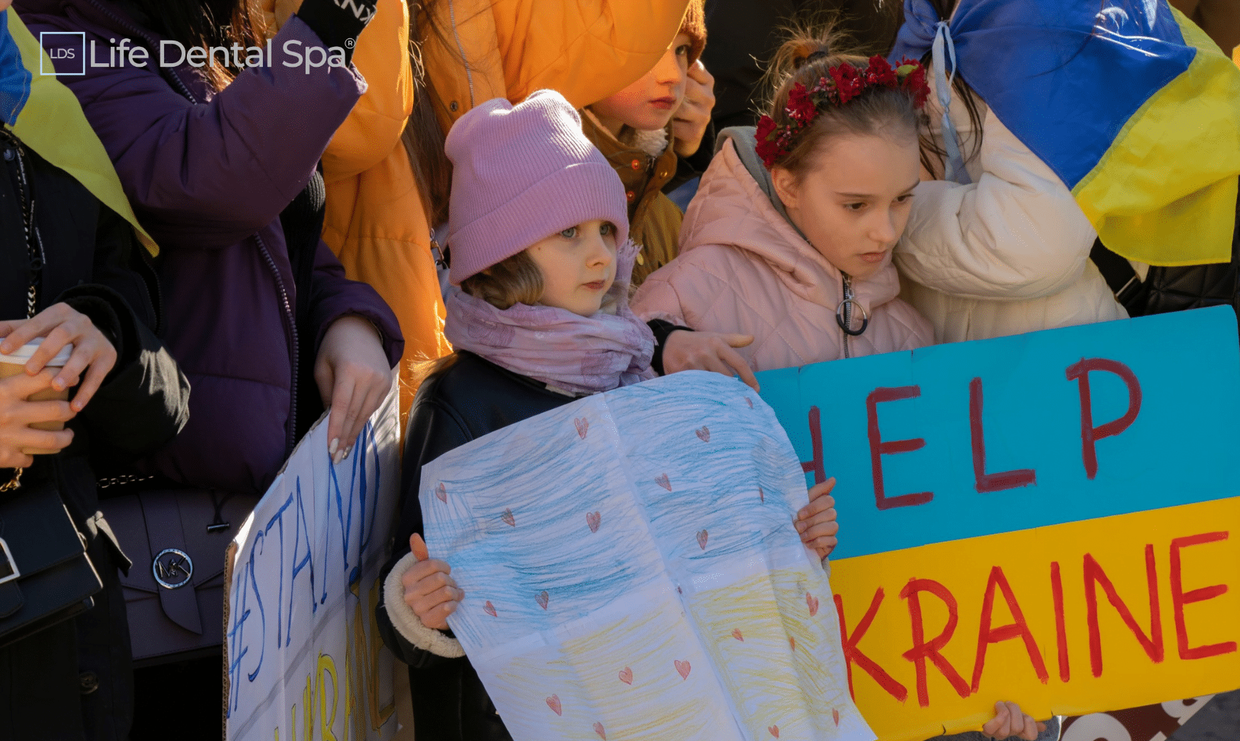 Refugiații din Ucraina pot apela cu încredere la serviciile Life Dental Spa pentru tratamente dentare de urgență.