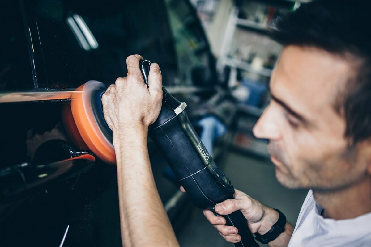 Reinventează-ți mașina în patru pași