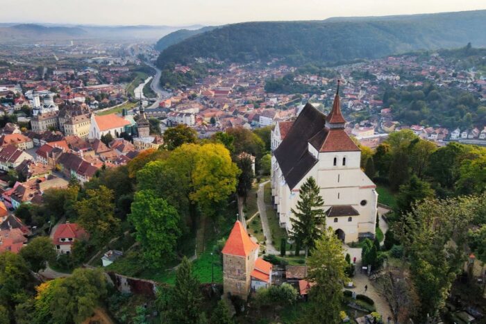 vacanta romania cu bani mai putini
