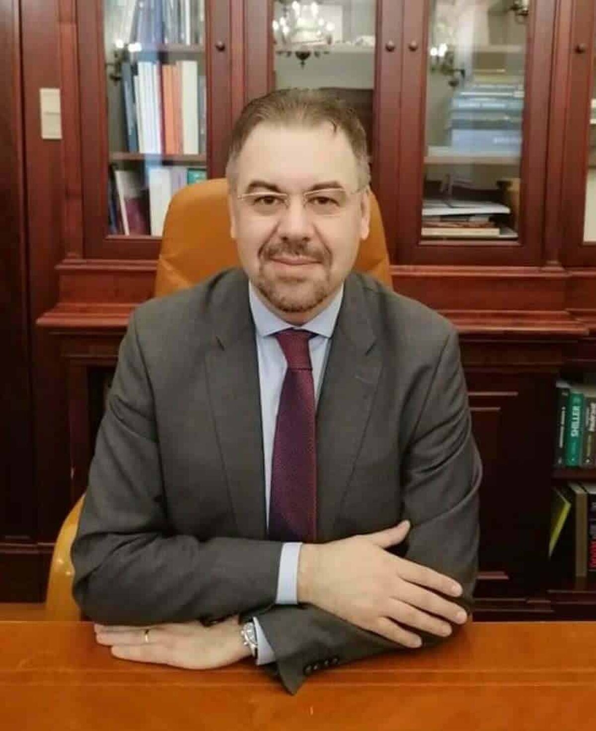 Leonardo Badea (BNR): Piața de capital trebuie să-și consolideze contribuția la finanțarea domeniilor prioritare ale economiei