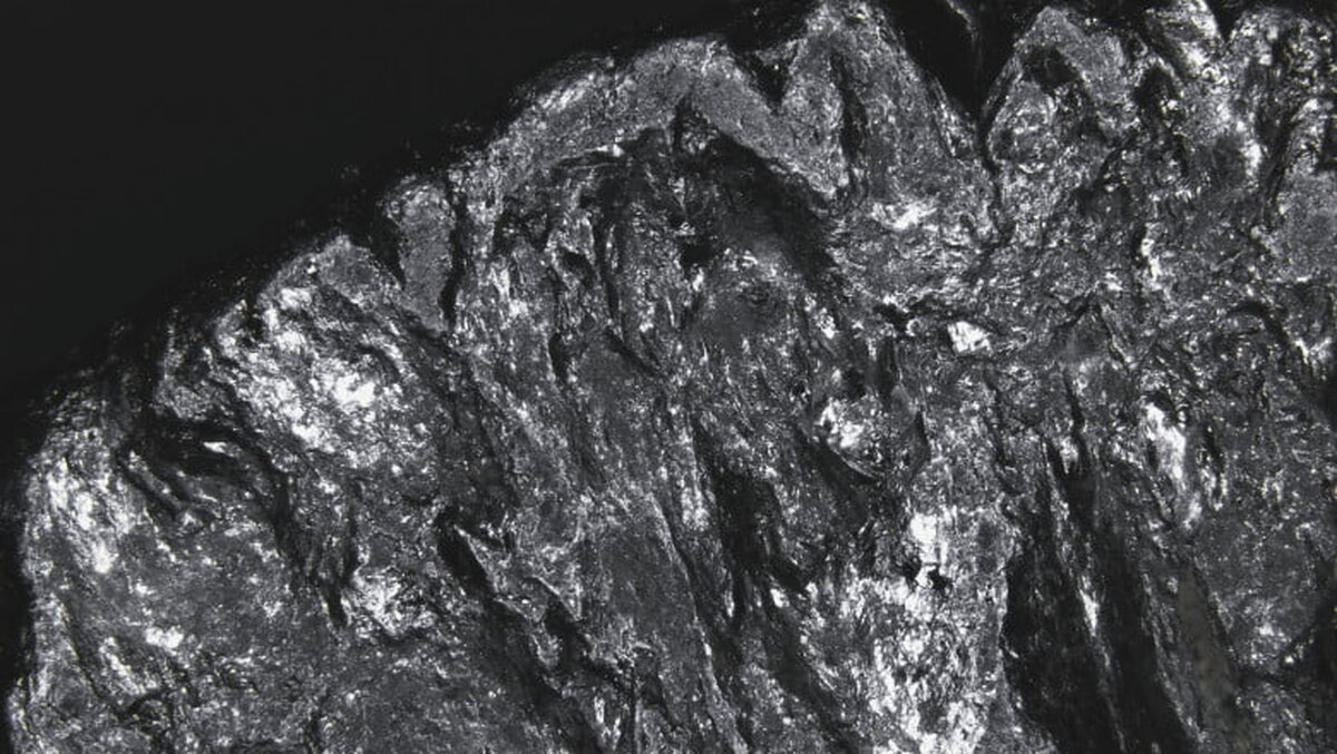 Redeschiderea unor mine de magneziu și grafit ar putea începe în 2023