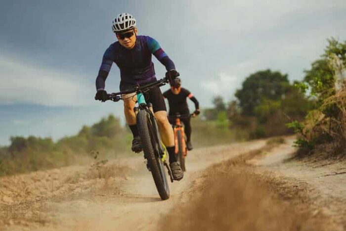 5 accesorii de care are nevoie orice biciclist shutterstock 1938194902
