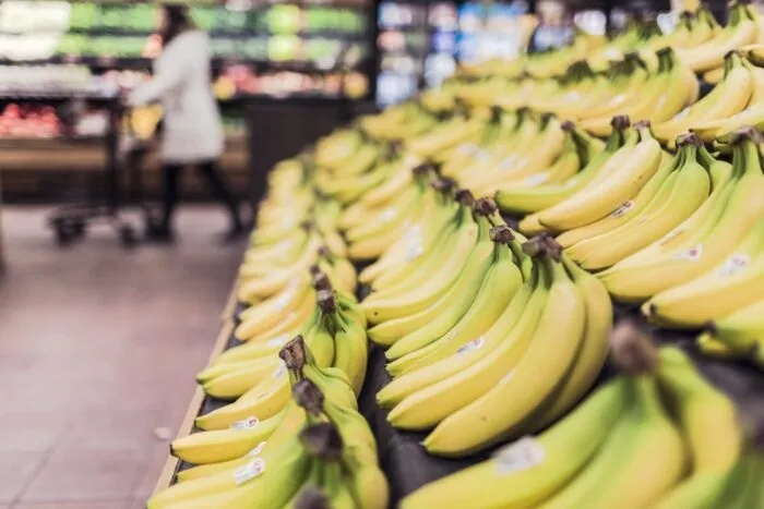 bananas-698608_1920-1536x1024