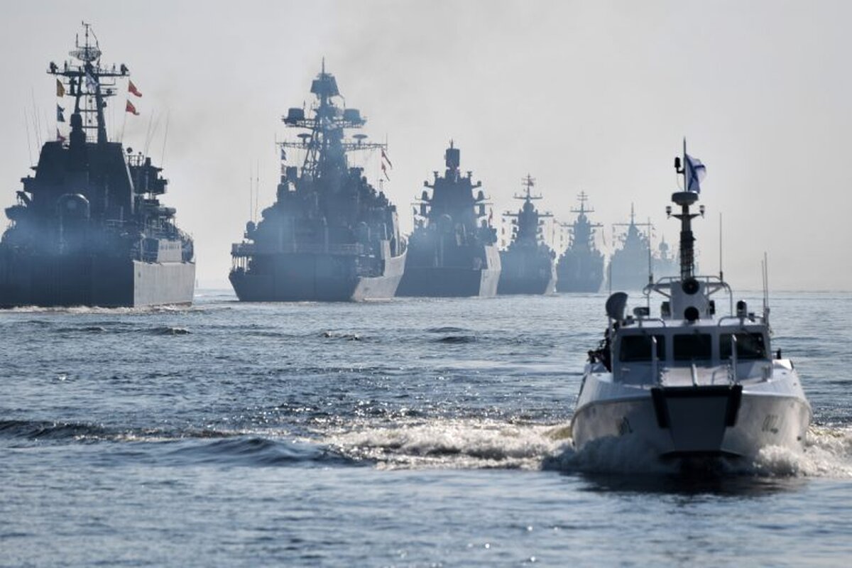 Vladimir Putin a adus navele de război în Marea Neagră
