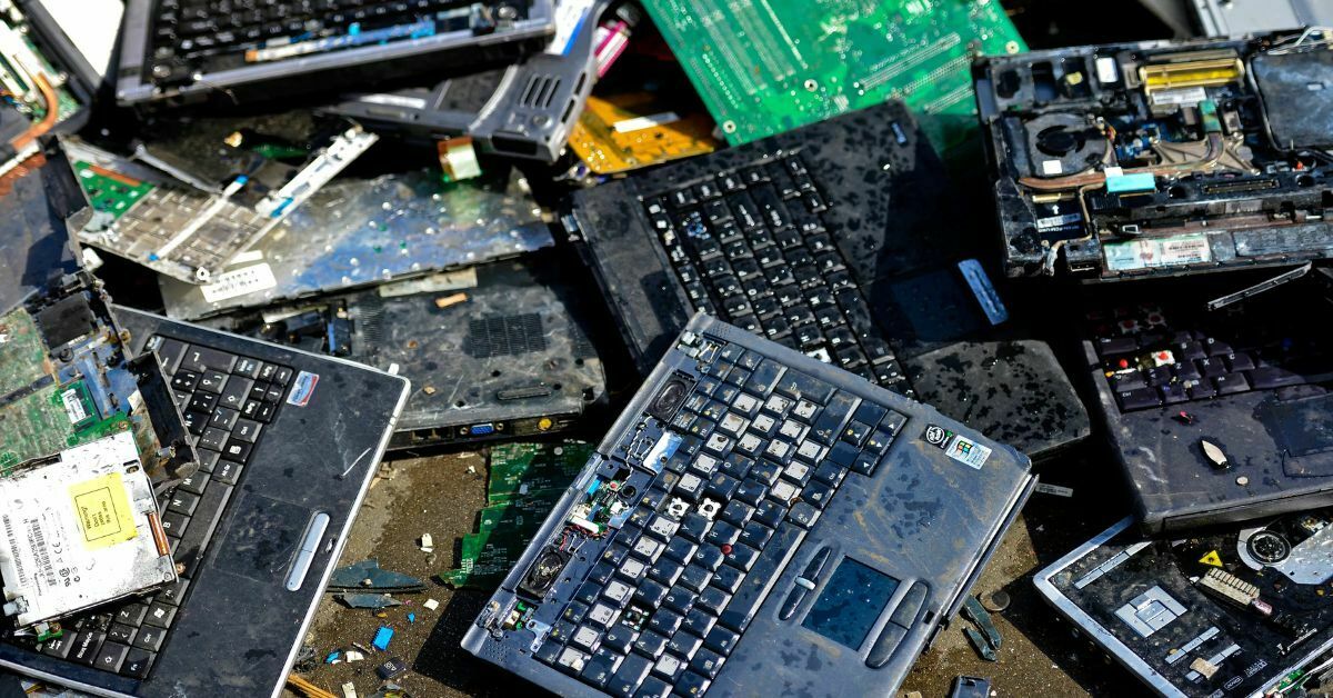 Ce ar trebui să facă firmele care comercializează produse electrice și electrocasnice? 2b