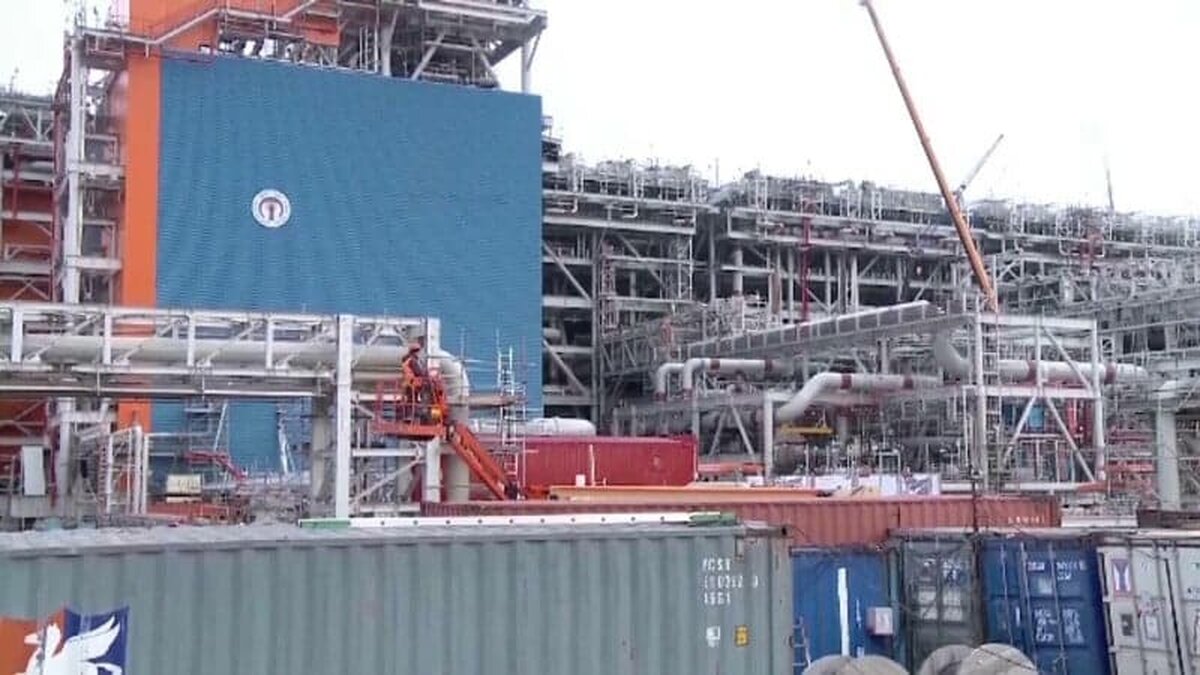 Rusia reduce la numai 20% livrările de gaz spre Europa, în timp ce bombardează școli în Ucraina