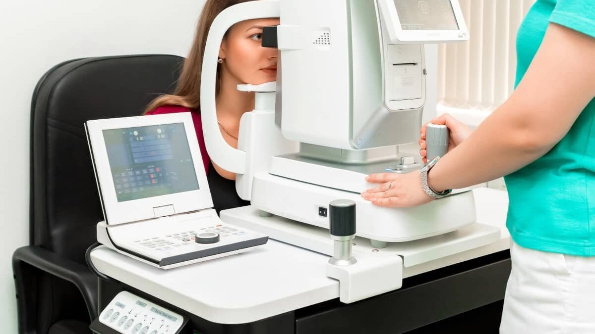 beautiful-woman-having-an-eye-lens-exam-2021-08-30-02-12-31-utc1
