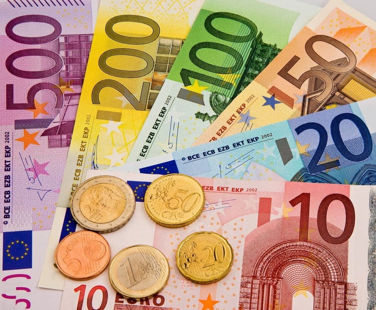 UE caută soluții pentru reducerea prețurilor la energie