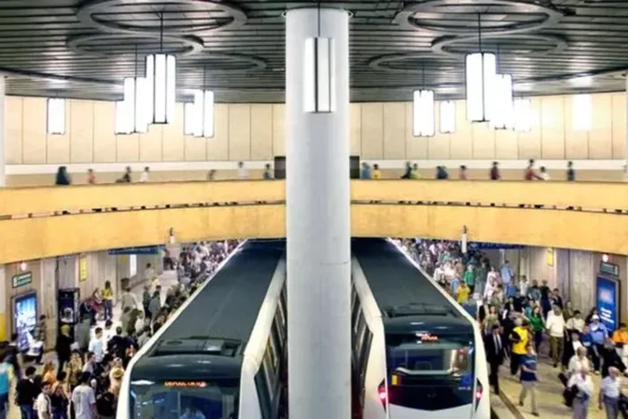 metrou victoriei 72b7cace42