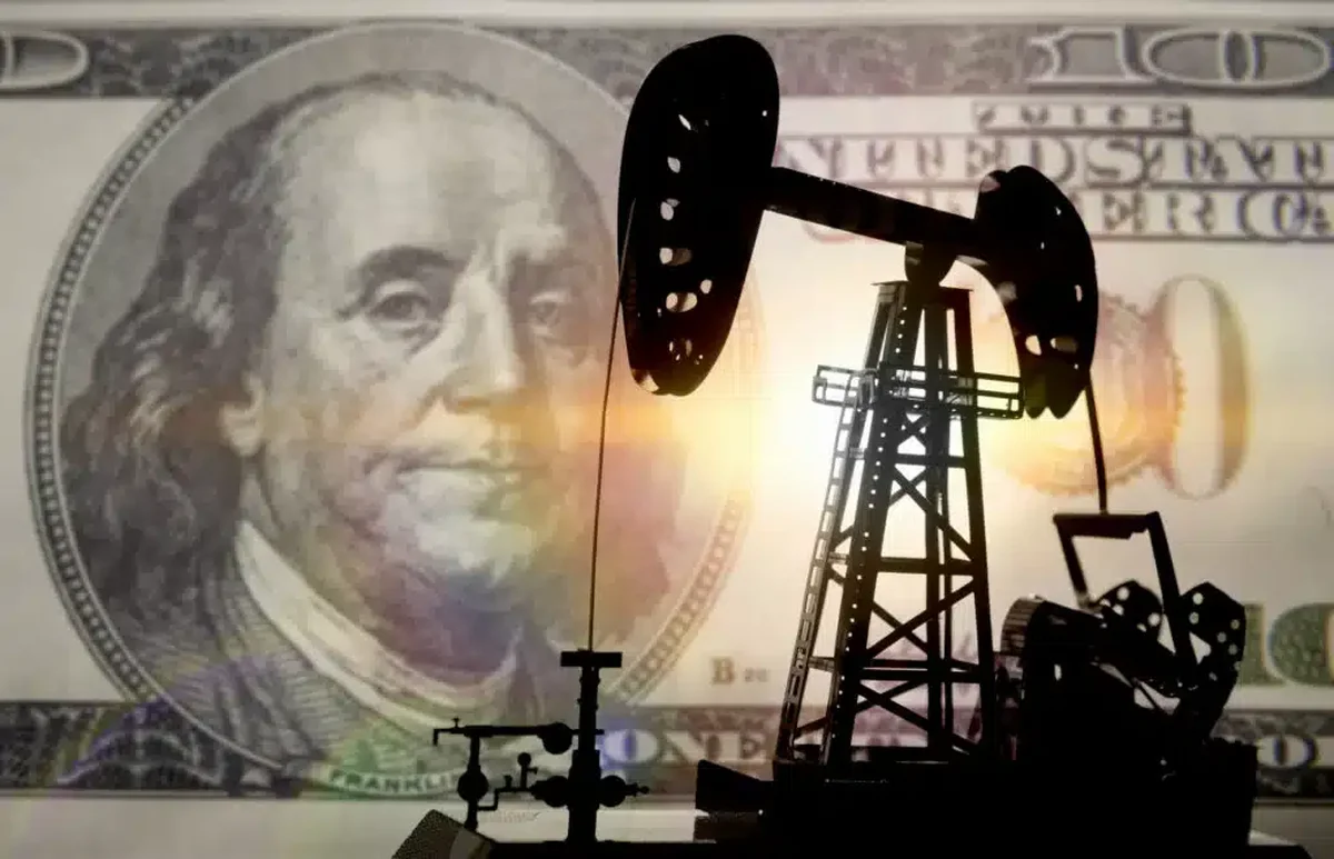 Prețul petrolului a înregistrat o scădere semnificativă în cursul zilei de joi