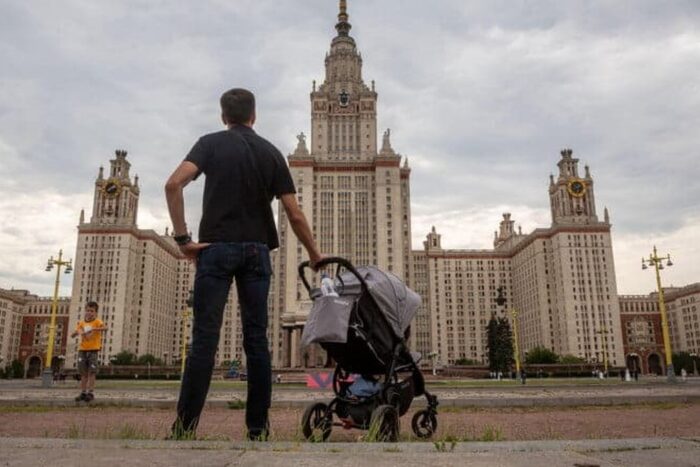 Rușii încep să cumpere produse alimentare mai ieftine datorită inflației rusia