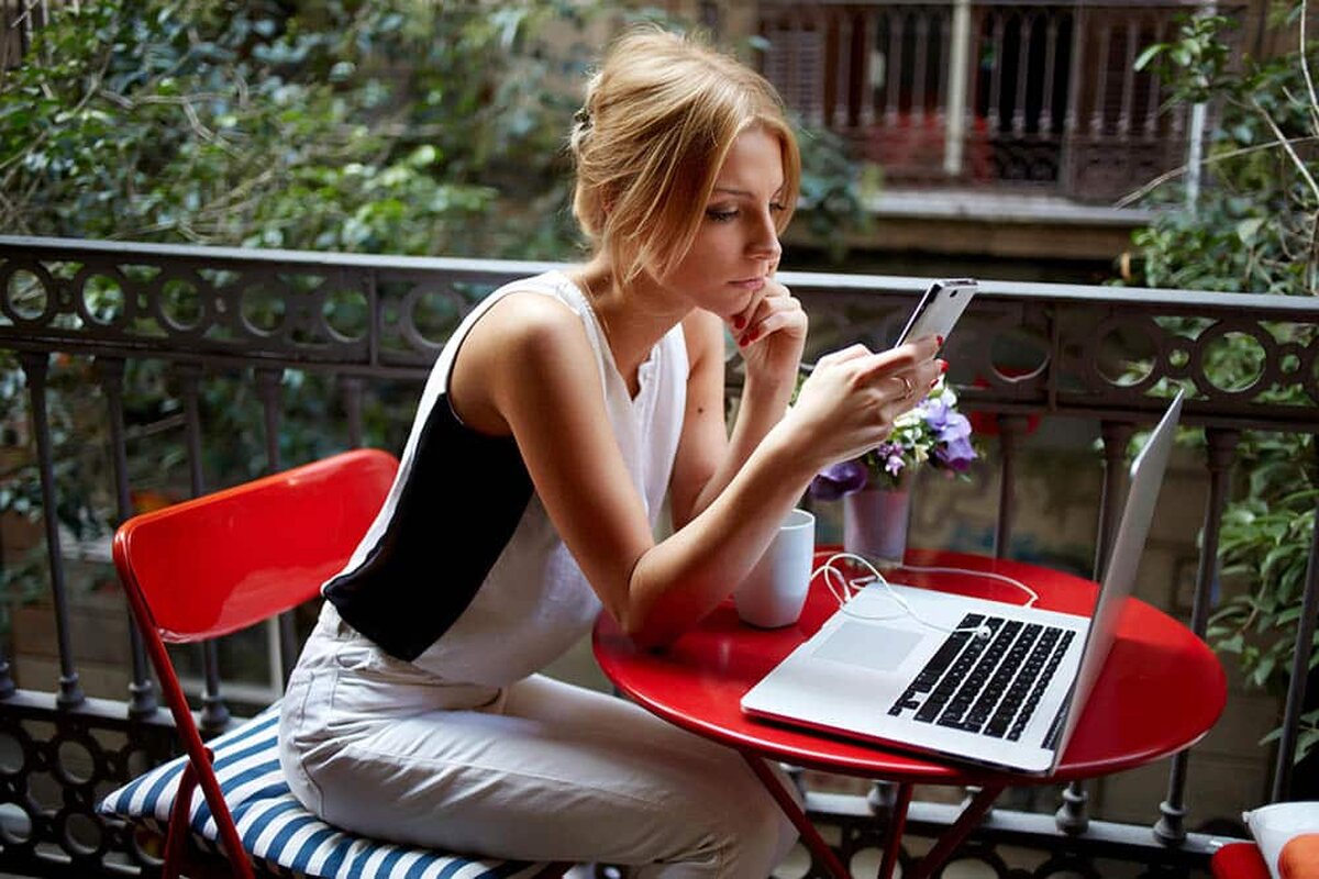 4 trucuri prin care îți poți îmbunătăți acoperirea rețelei WIFI de acasă