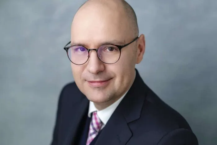 Daniel-4-3