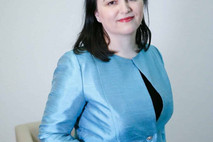 ioana arsenie trusted advisor 95 dintre antreprenori nu reu esc sa dezvolte sustenabil afacerile pentru ca nu au competen e de finan e scaled