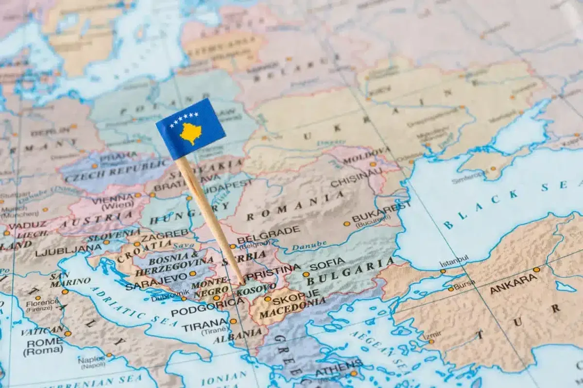Conflictul dintre Kosovo şi Serbia serveşte intereselor Rusiei