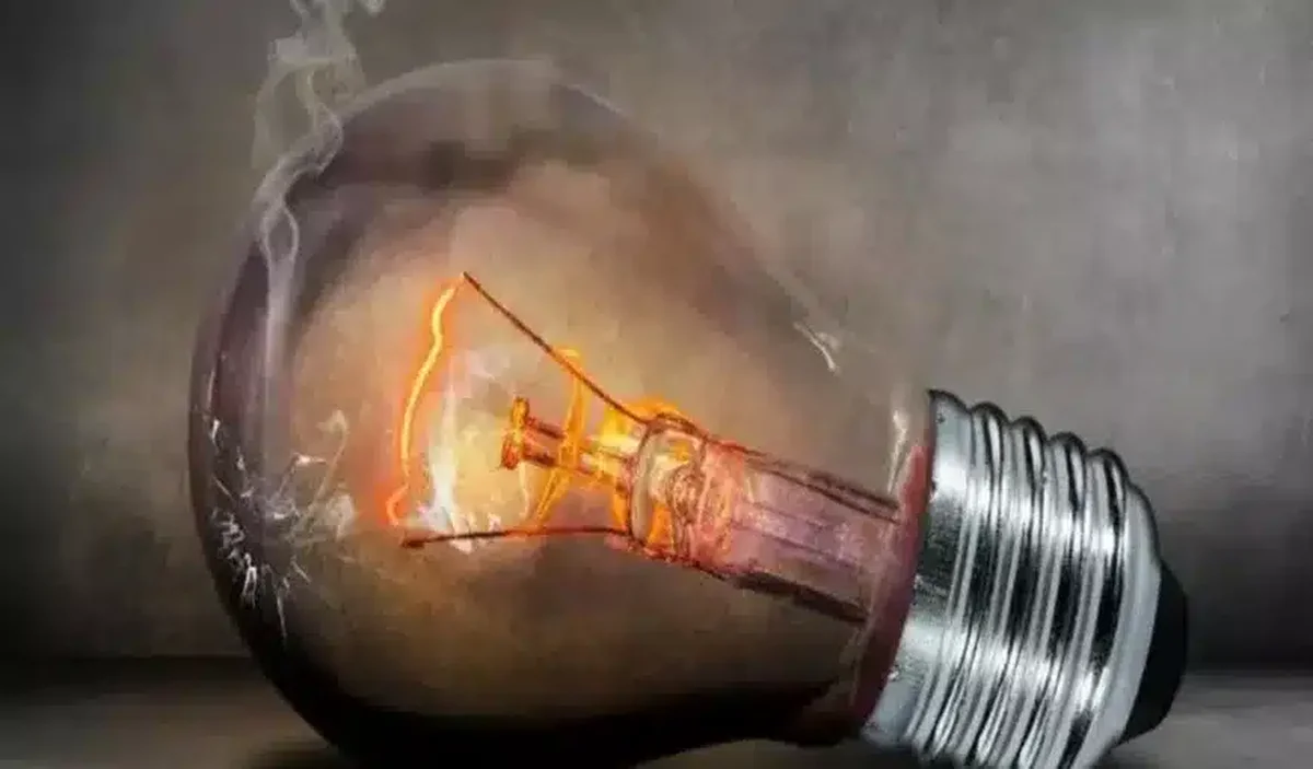 Comisia Europeană cere reducerea consumul de electricitate cu 10%