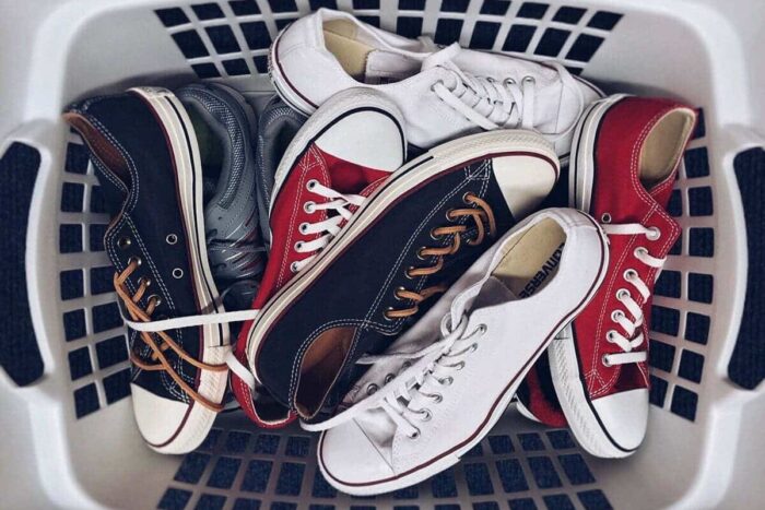 incaltari Converse