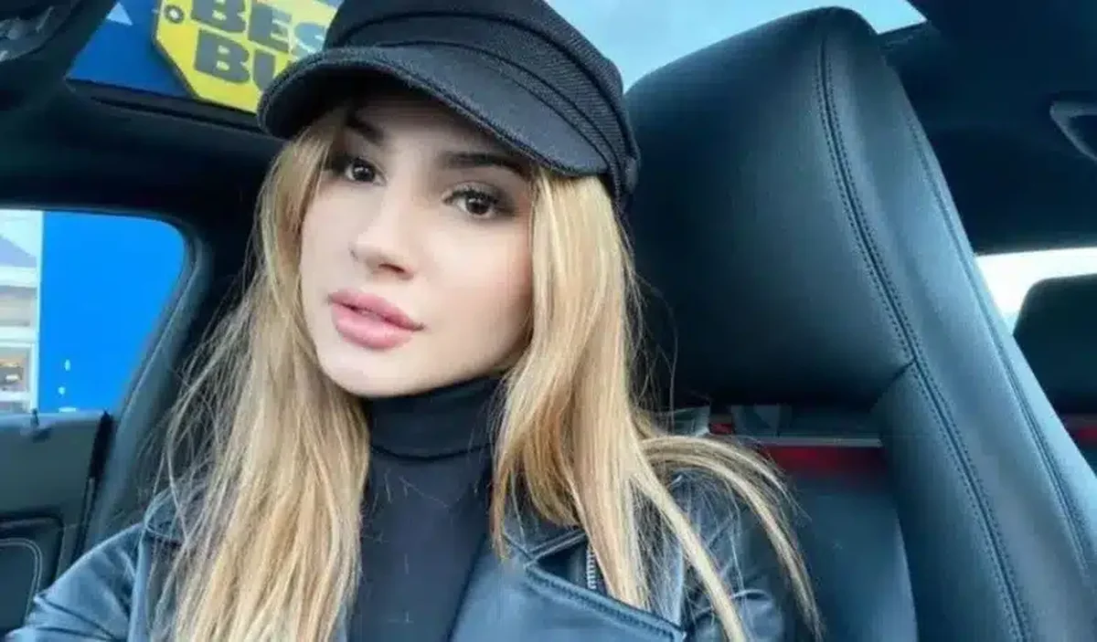 Un influencer cunoscut pe Tik Tok a murit la 21 de ani.