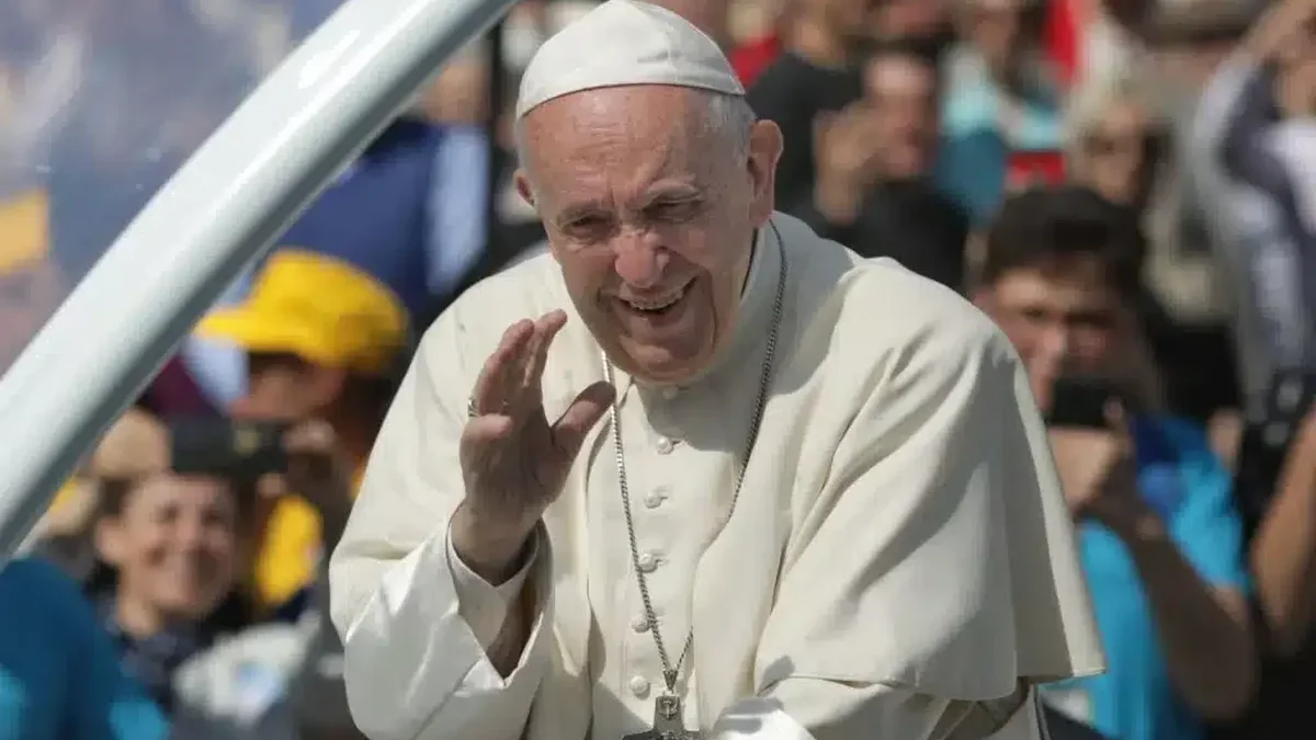 papa francisc 1 1024x683 1