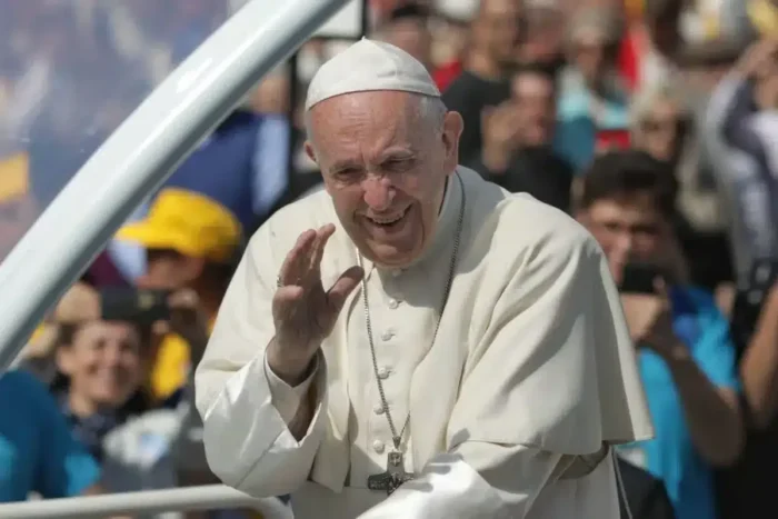 papa francisc 1 1024x683 1