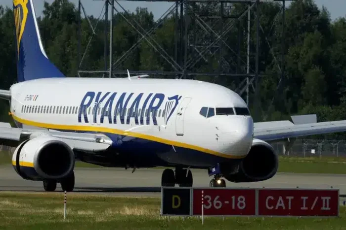 Ryanair anulează peste 400 zboruri din cauza grevei controlorilor de trafic ryanair