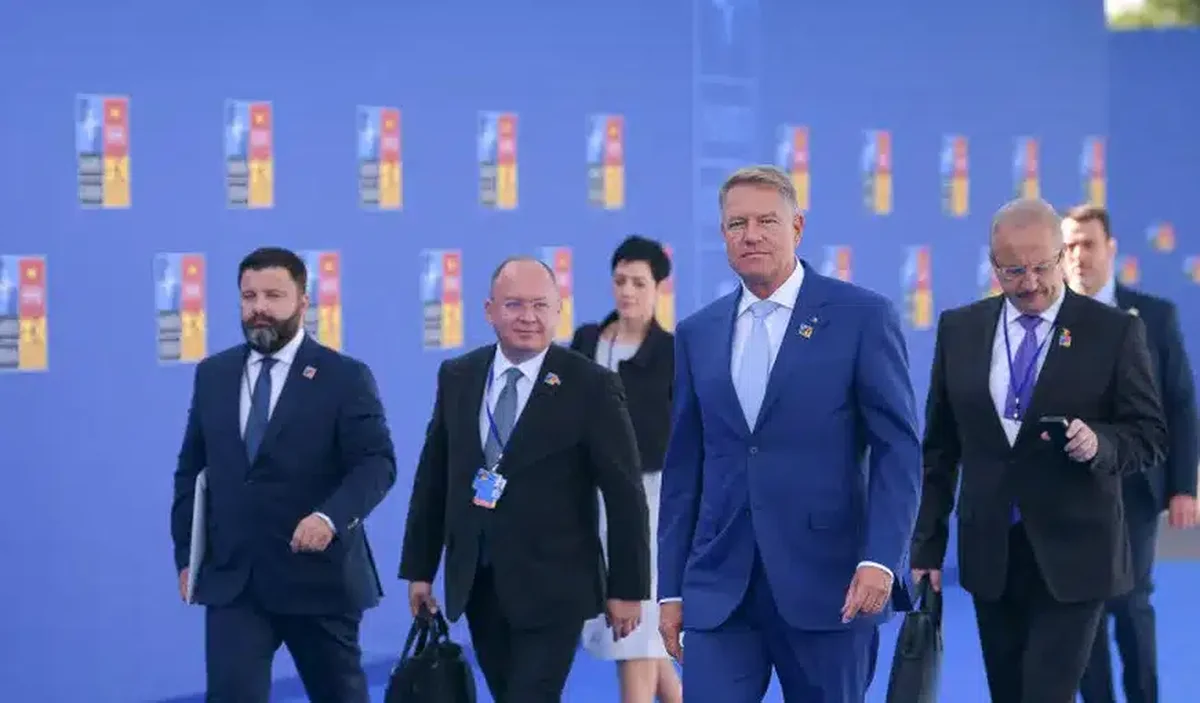 Iohannis, săgeţi către Vasile Dîncu