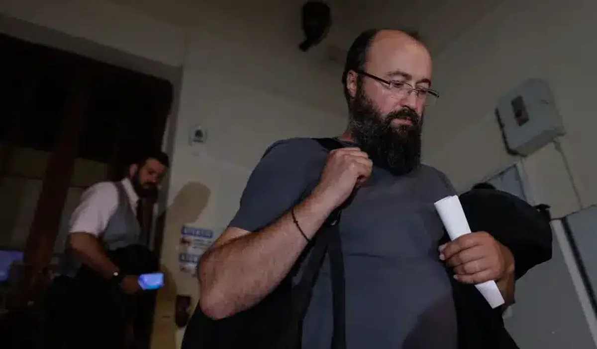 Preotul Visarion Alexa şi-a schimbat declaraţia.