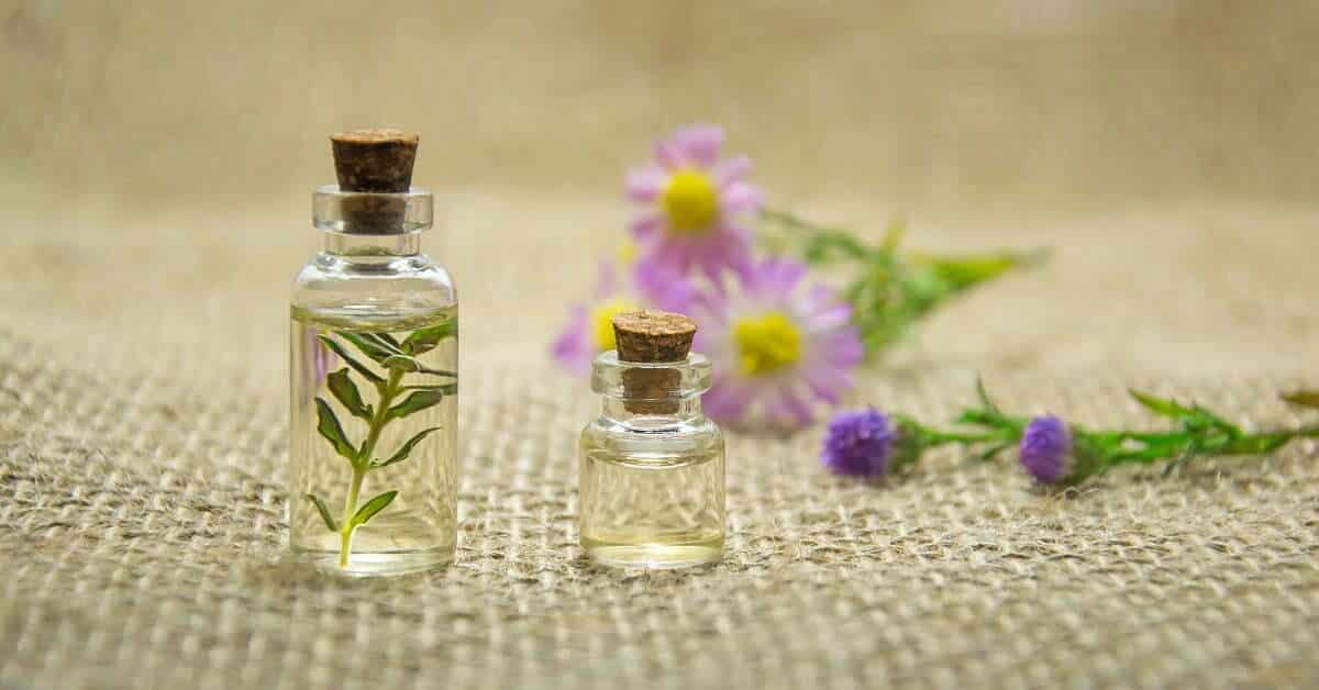 Cum să folosești uleiurile esențiale pentru aromaterapie?