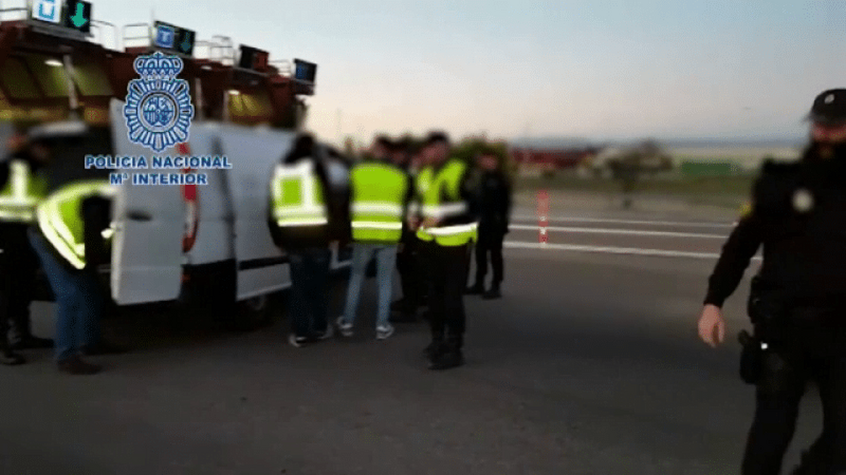 Spania destructurează o reţea de trafic de canabis în Europa