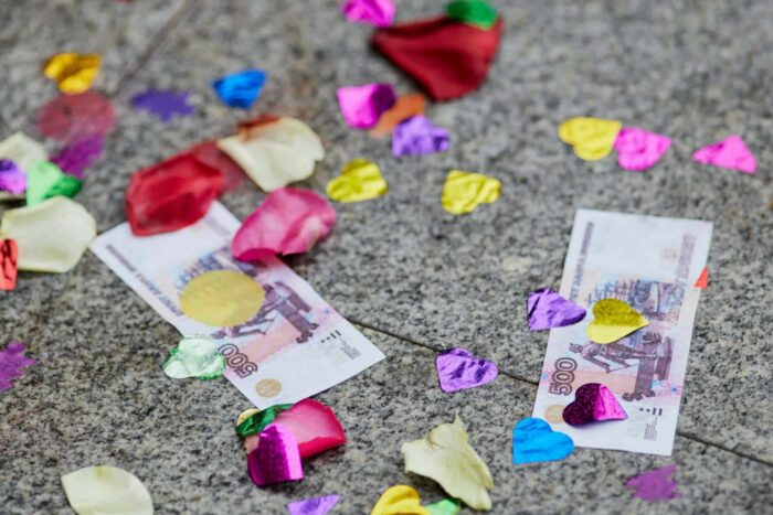 po-i-imprumuta-online-bani-pe-gratis (1)