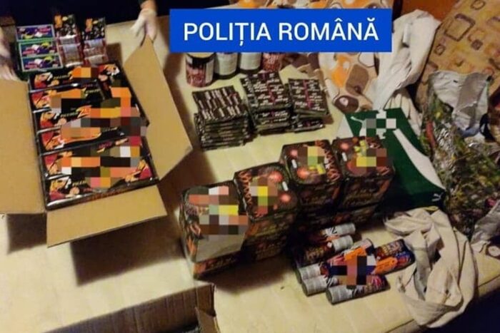Poliţia Română a confiscat peste 120 de tone de articole pirotehnice politia