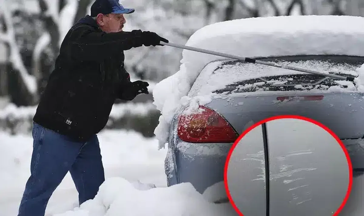 Cum scapi iarna de zgârieturi pe mașină.