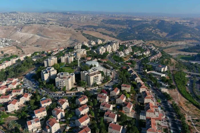 1676398580_2020-06-29T000000Z_1791720550_RC2YIH9V4END_RTRMADP_3_ISRAEL-PALESTINIANS-ANNEXATION-GANTZ.jpg