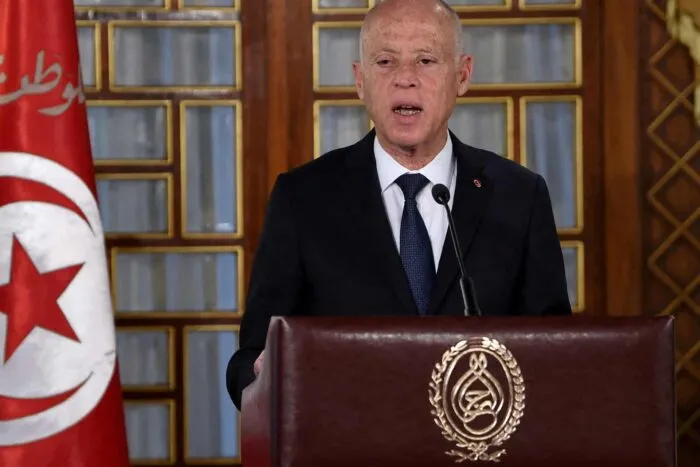 2022-04-06T112240Z_1048713052_RC2NHT9AFJND_RTRMADP_3_TUNISIA-POLITICS.jpg