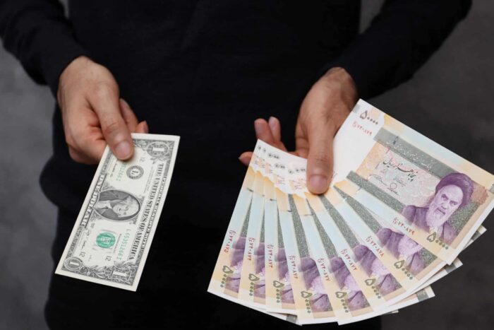 2022 12 25T142744Z 1597395316 RC2YCY91W3MW RTRMADP 3 IRAN ECONOMY