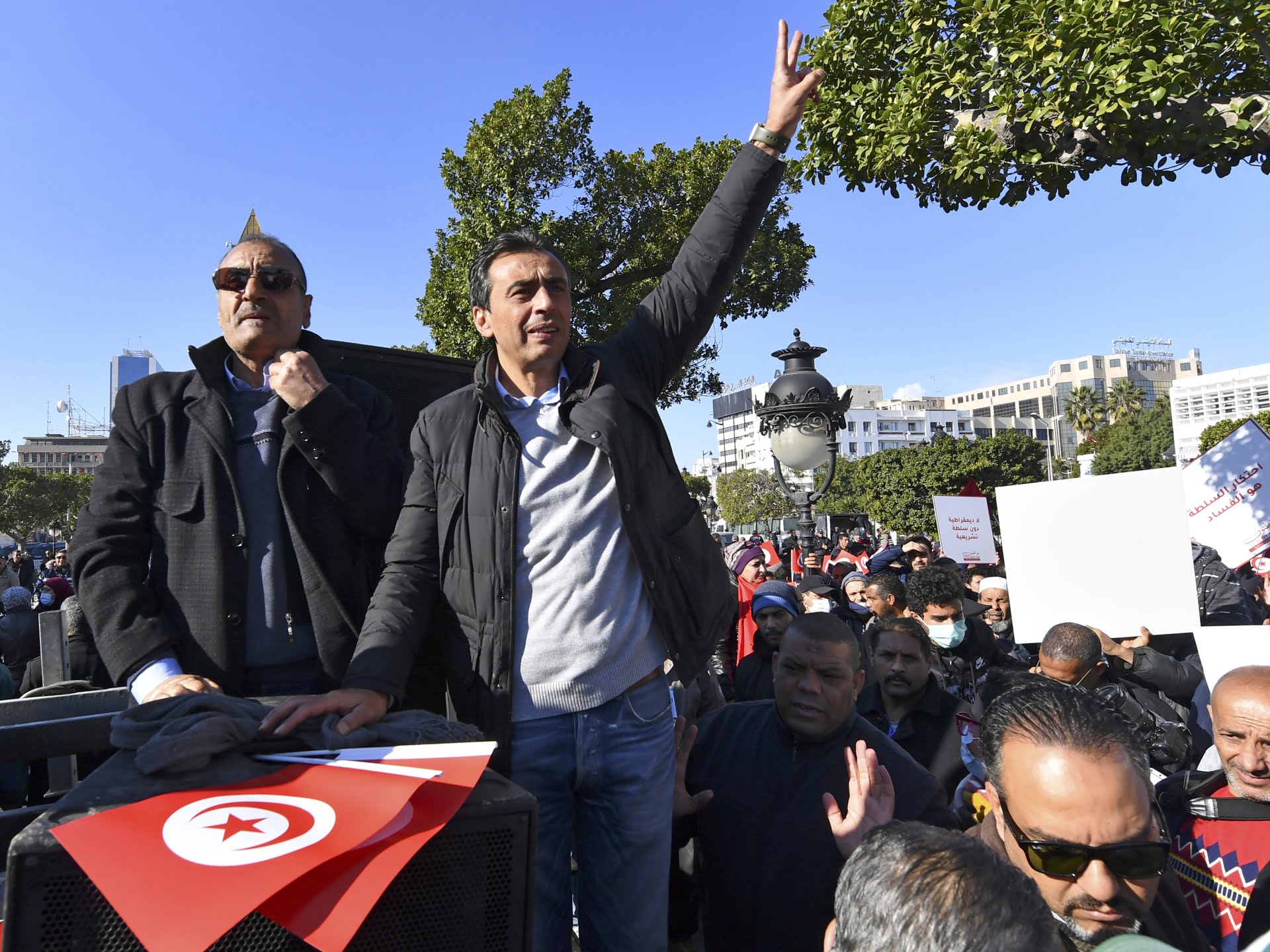 Tunisia arestează o persoană cheie a opoziției în timp ce represiunea se intensifică