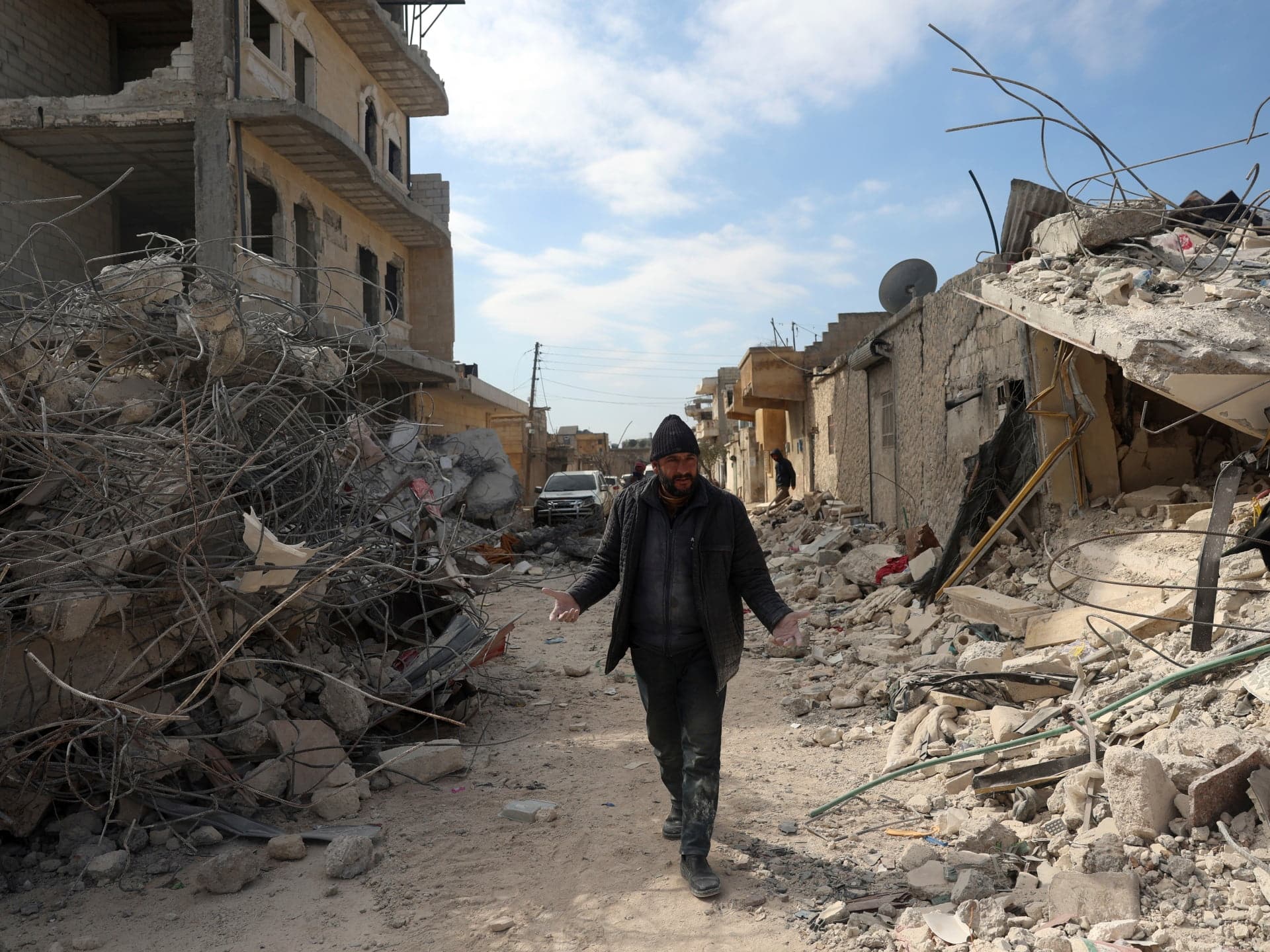 Ministrul de externe al Iordaniei vizitează Siria în prima călătorie de după război