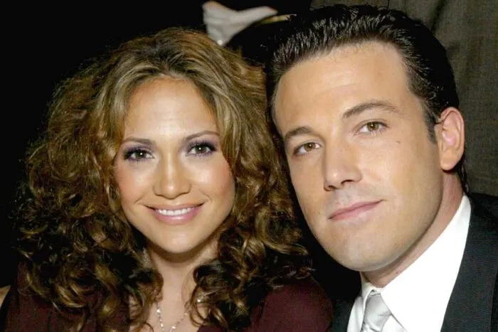 Ben-Affleck-And-Jennifer-Lopez-Timeline-of-the-Original-Bennifer-Romance-07.jpg