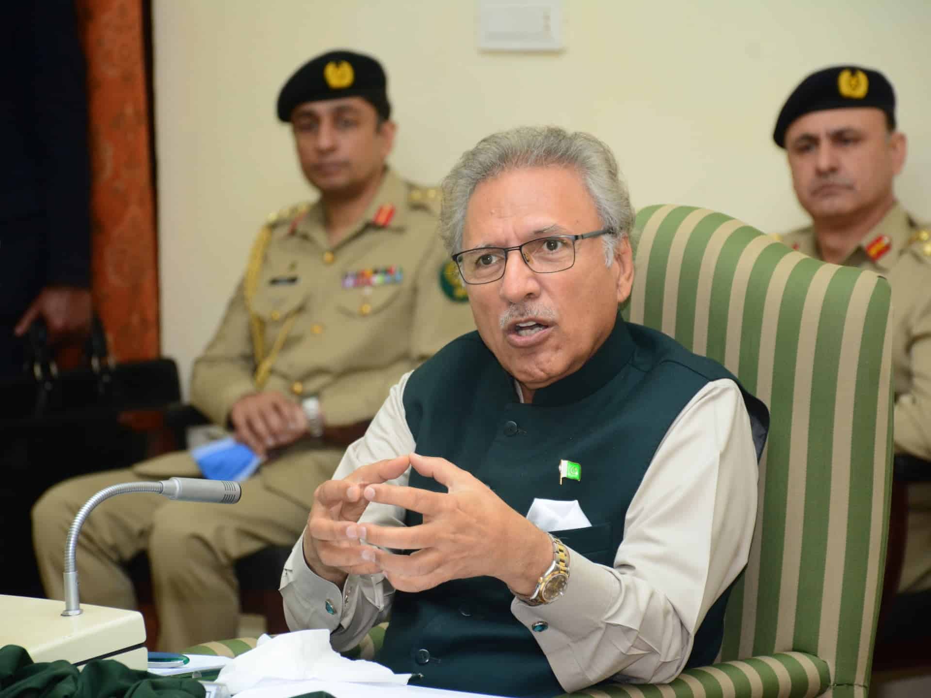 Președintele pakistanezului a criticat pentru că a declarat data scrutinului în provincii