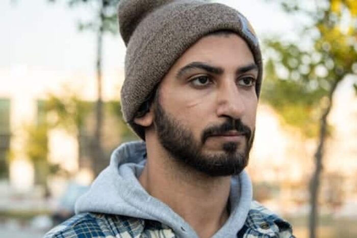 Doi frați dorm în mașină în timp ce o caută pe sora lor, dispărută în Turcia saad zora