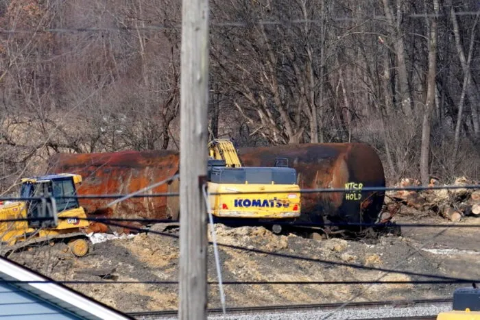 train.jpg