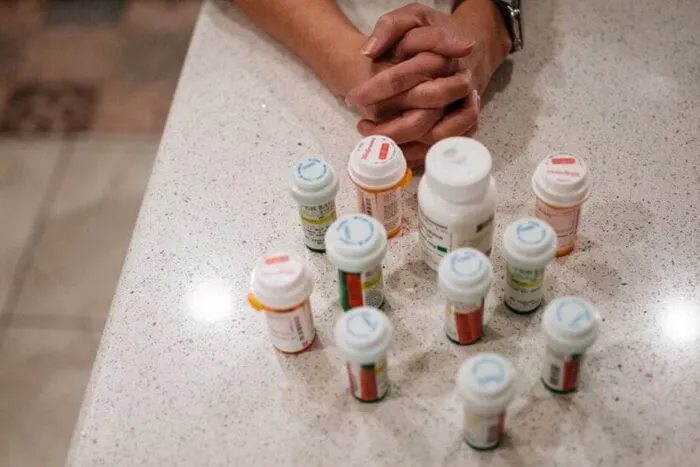 08DRUGS-02-hcvm-facebookJumbo.jpg